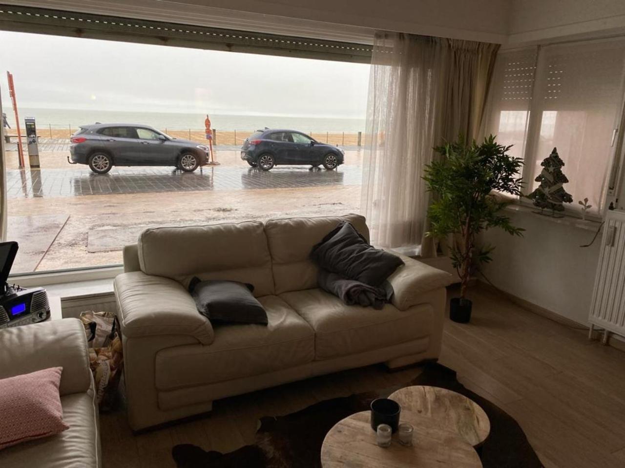 Spacious Apartment With Sea View Οστένδη Εξωτερικό φωτογραφία